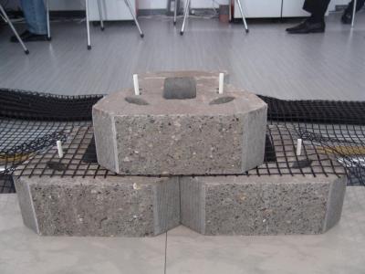 自嵌式景觀擋土墻